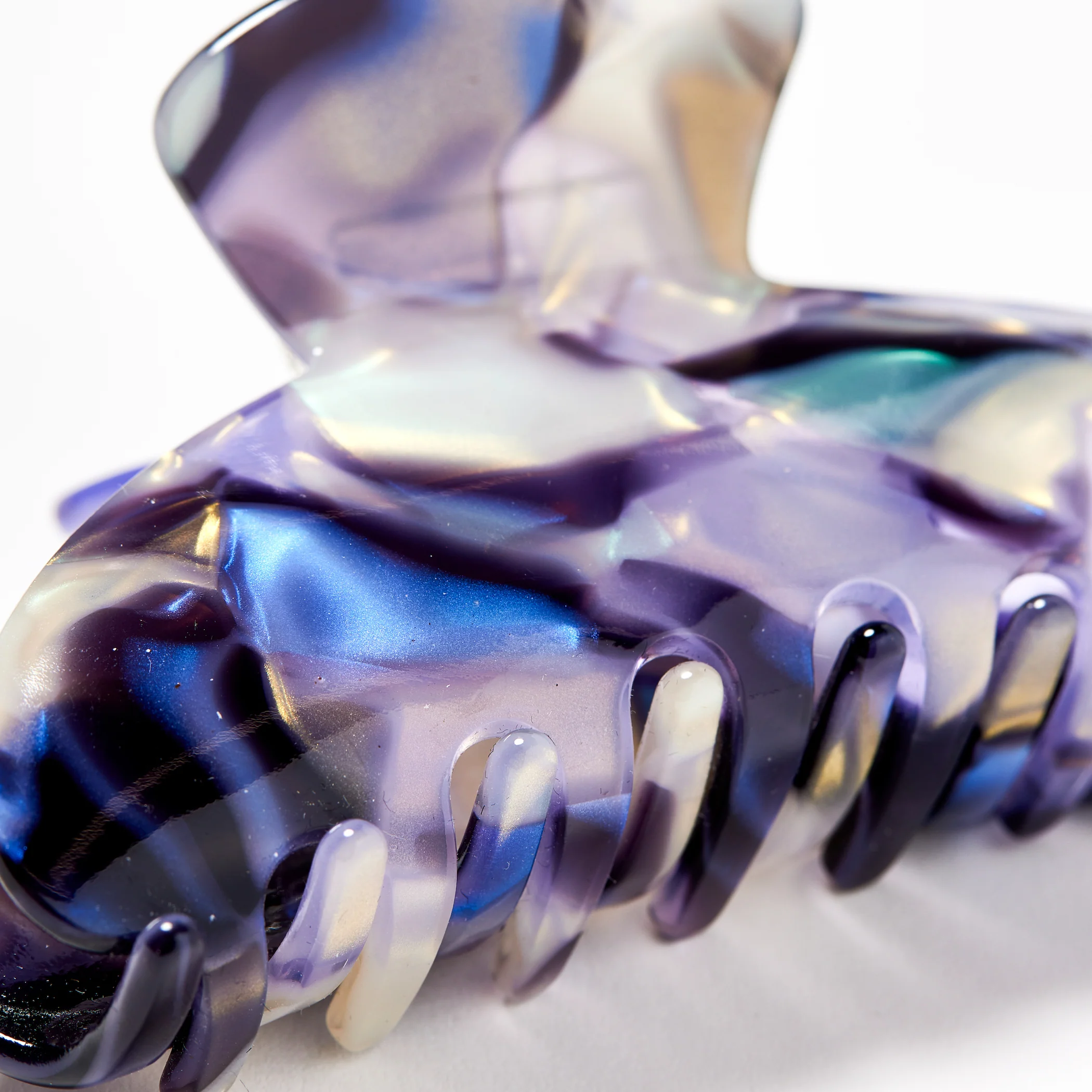 Baby Dolly Claw in Milk Jelly - Image 3