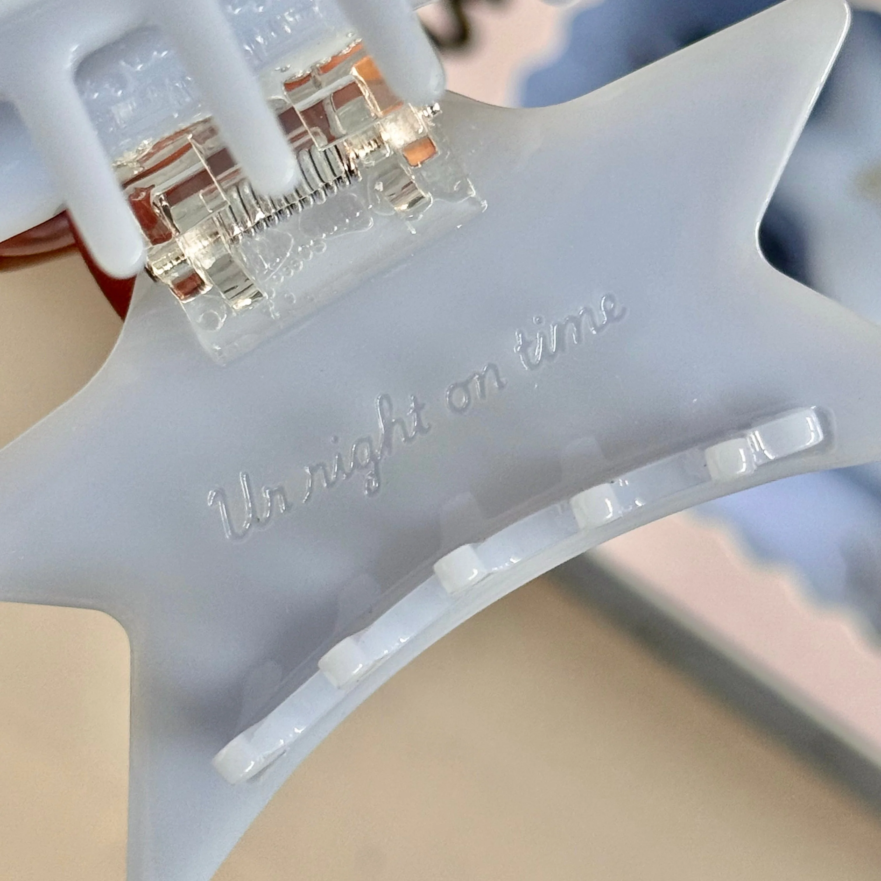 Claw & Hairpin Gift Set in Eleven Eleven - Image 8