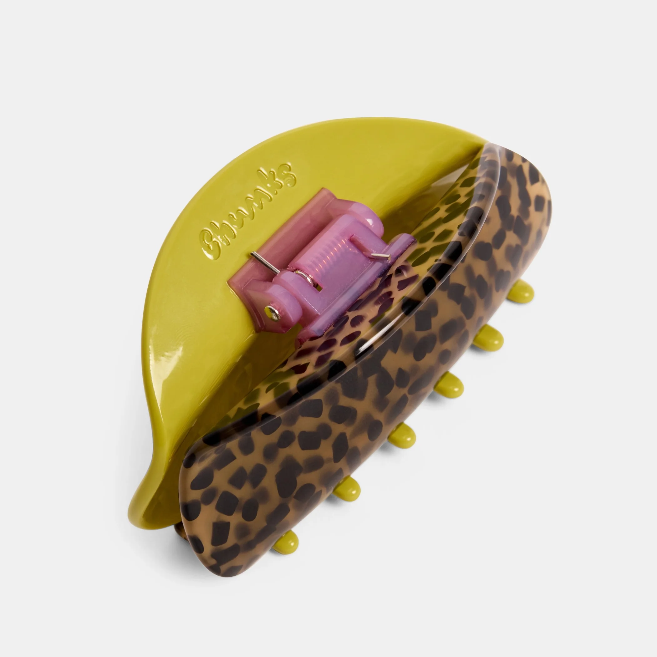 Suki Claw in Chaco - Image 3