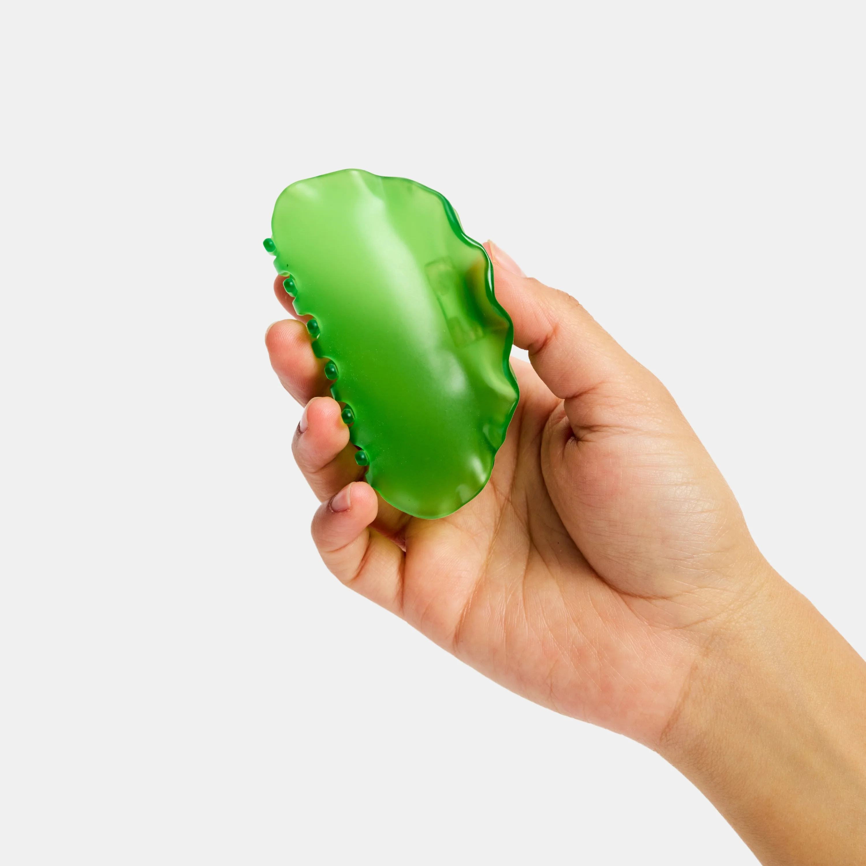 Suki Claw in Green Ruffle - Image 3