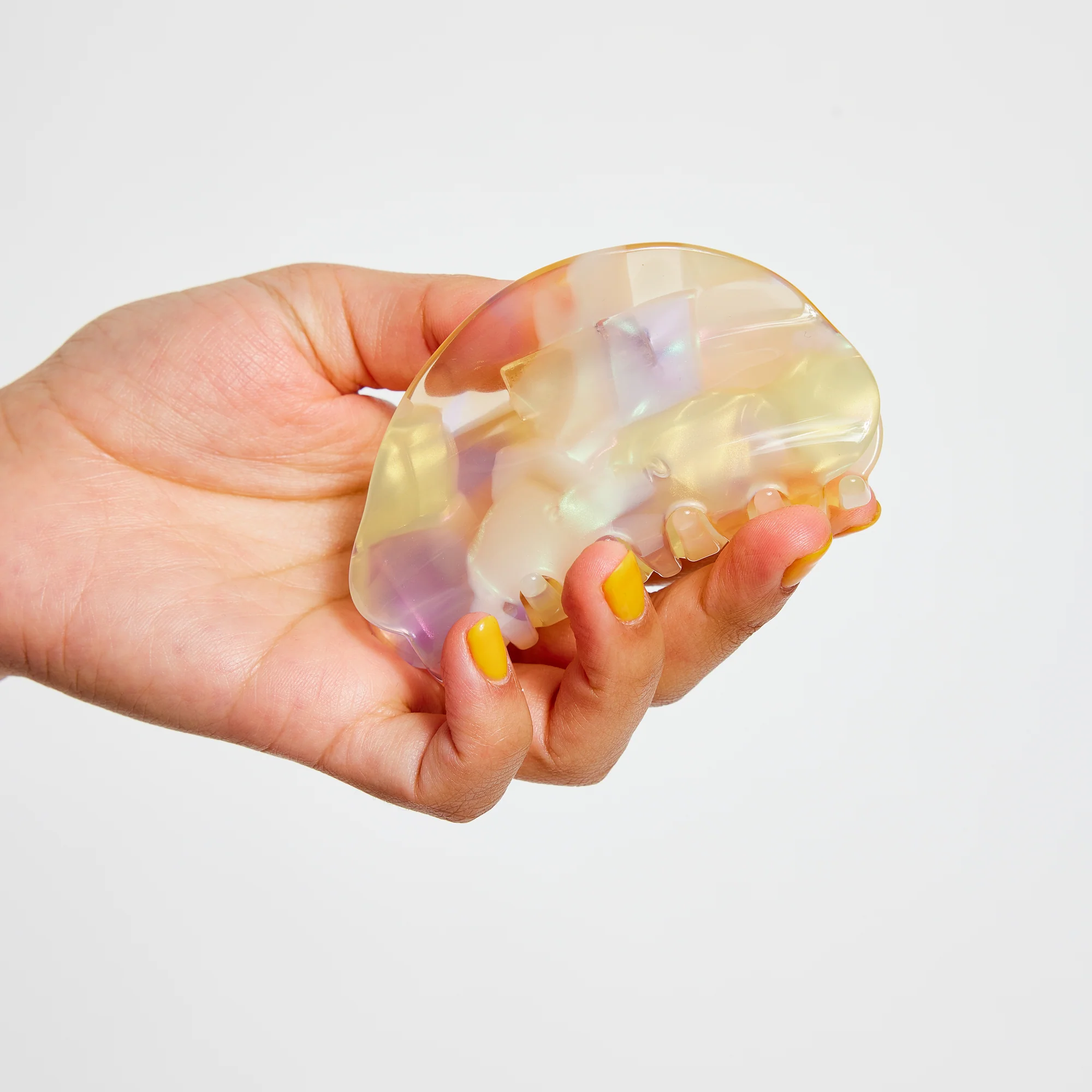 Suki Claw in Moonlight - Image 3