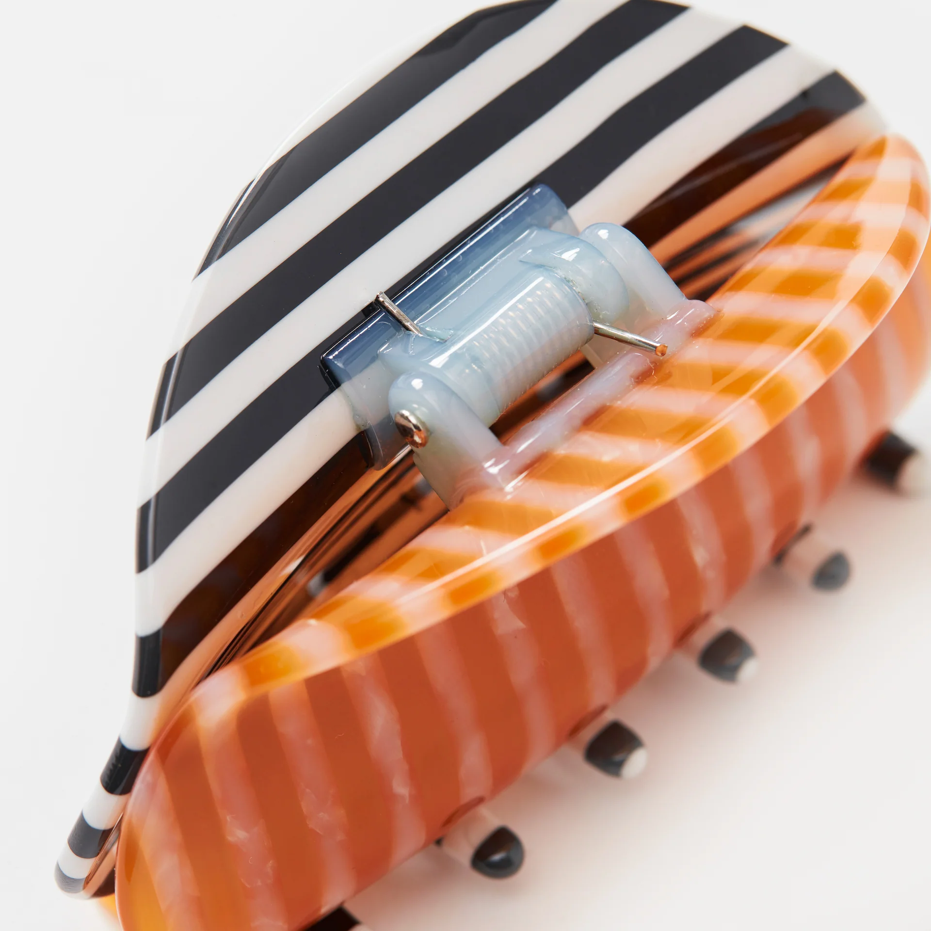 Suki Claw in Stripes - Image 3