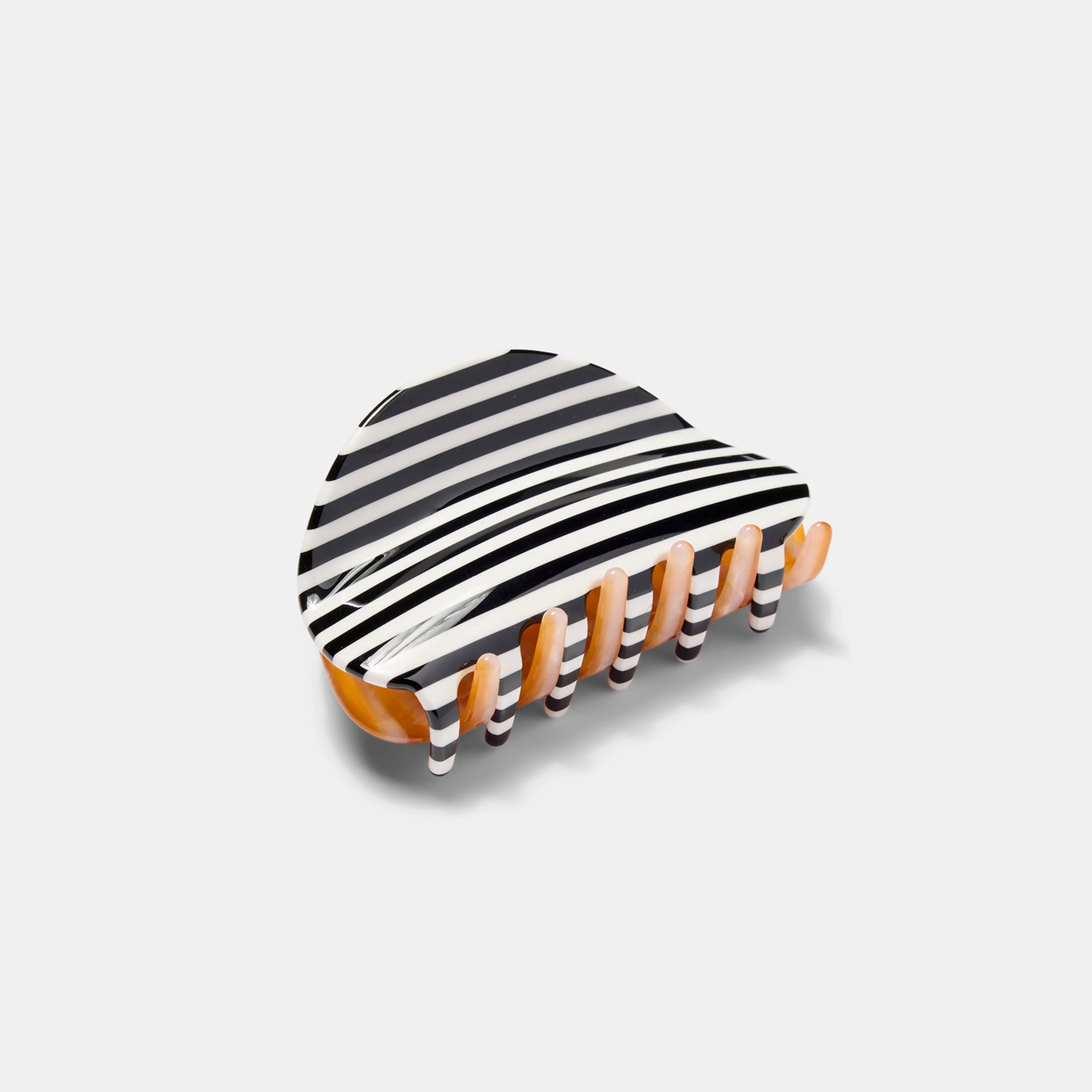 Suki Claw in Stripes - Image 4