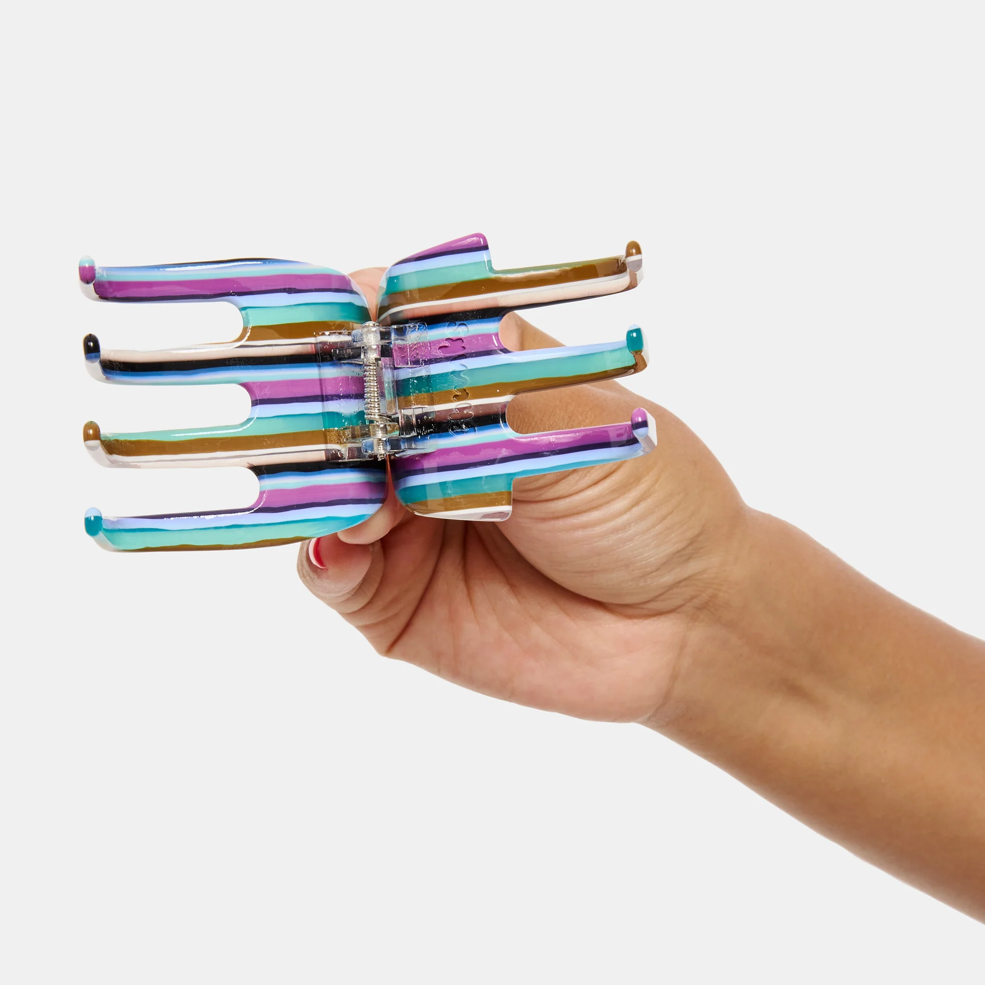 Ursa Claw in Frances - Image 4